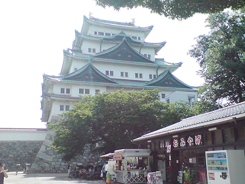 名古屋城